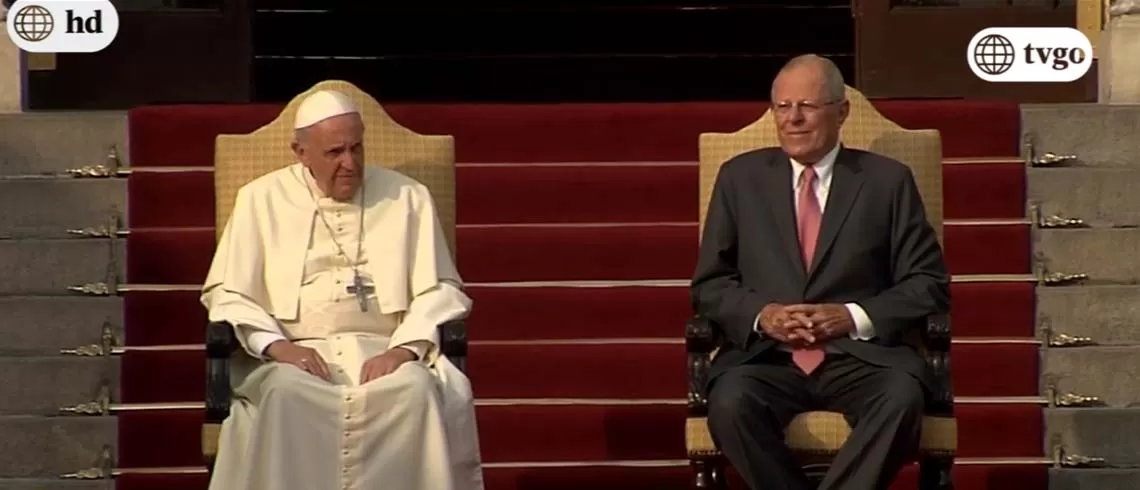 Francisco conoce Palacio de Gobierno